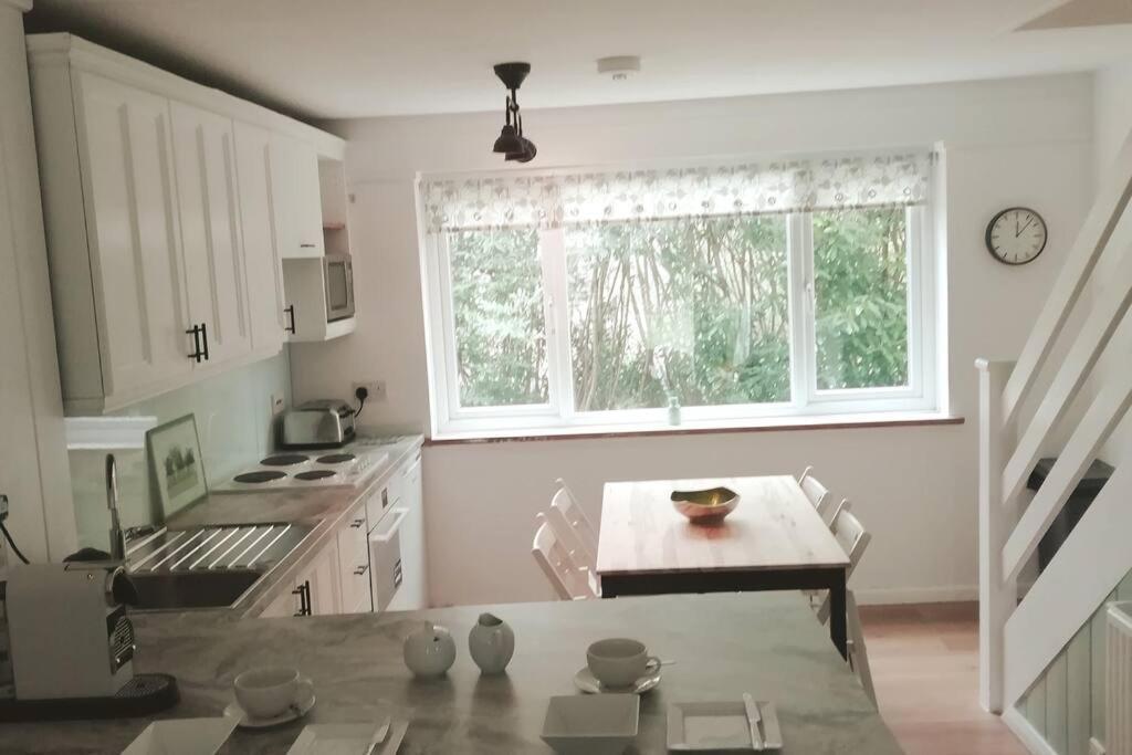 Cornwall Family Friendly Villa With Free Use Of Pool, Soft Play, Mini Golf, Tennis, Gym, Fitness Classes, Sauna And Ice Baths New Quay Exterior foto